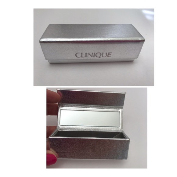 ‼️SOLD‼️🎉HP🎉🆕 New Clinique 5pc Makeup Set - Picture 8 of 8